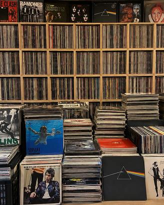 VINILI – LP, 45, 33 GIRI E COLLEZIONI
