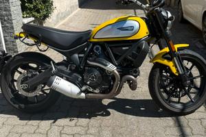 Scambler Icon Ducati 800cc 2021