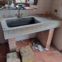 lavabo in pietra
