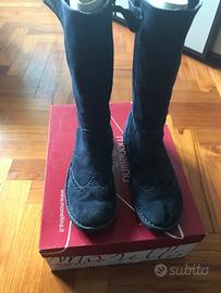 Stivali scamosciati blu numero 33