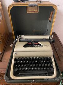 Macchina da scrivere vintage
