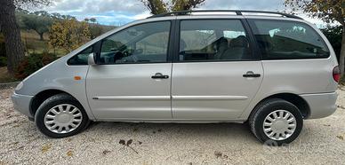 Ford Galaxy 1999 usata
