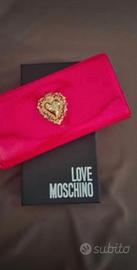 Portafoglio donna Moschino 