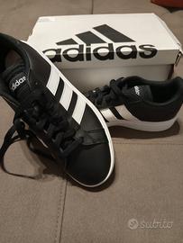 scarpe adidas taglia 40
