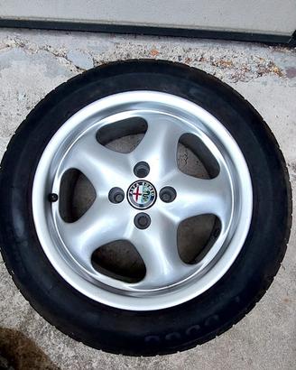 5 cerchioni gommati alfa 164