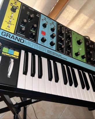 Tastiera Grandmother Keyboard Synth