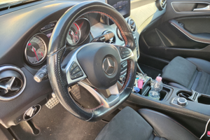 Auto Mercedes gla premium