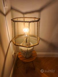 Lampada vintage in porcellana