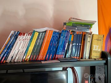 Libri liceo usati per info contattatemi!
