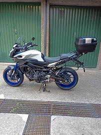 Yamaha tracer 900