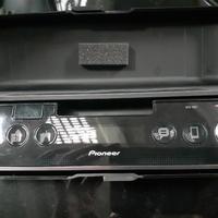 Autoradio e due Subwoofer