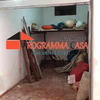 TORVAjANICA VIA RUMENiA BOX AUTO 14 MQ
