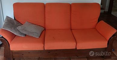 divano in legno 