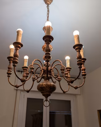 Lampadario in stile fiorentino