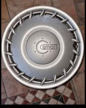 Quattro gomme invernali Smart con cerchi e 4 copri
