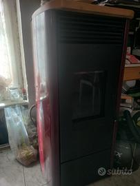 Stufa a pellet idro Elledí 10.5 kw