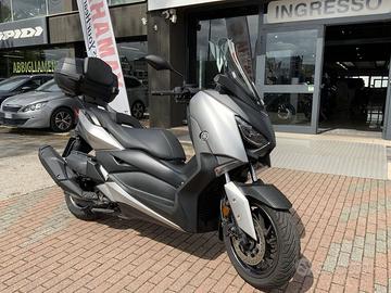 Yamaha X-Max 400