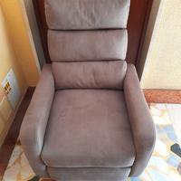 Poltrona con pedana allungabile
