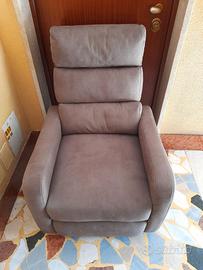 Poltrona con pedana allungabile