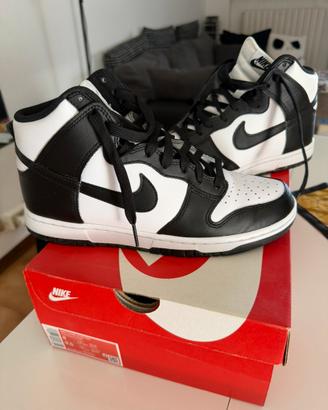 Nike dunk high retro