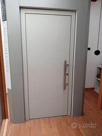 PORTONCINO D'INGRESSO FINSTRAL