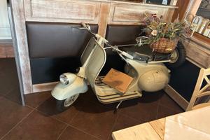 Piaggio Vespa 125 (VNL2/VNL3) - 1953