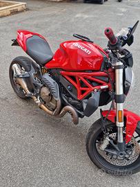 Ducati Monster 821 - 2017