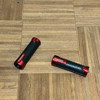 Manopole Maniglia Bar End Cap