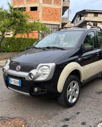 Fiat Panda 1.3 MJT 16V 4x4 Cross