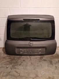 Lunotto posteriore panda cross