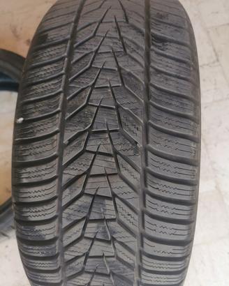 2 Hankook 215 45 18  89