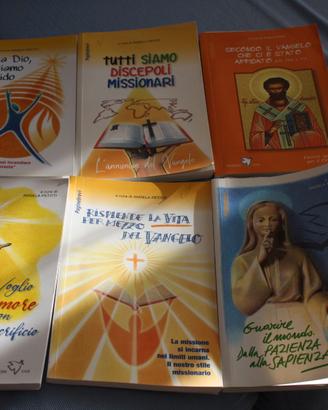 Sei volumi di argomento religioso Collana “Pagine