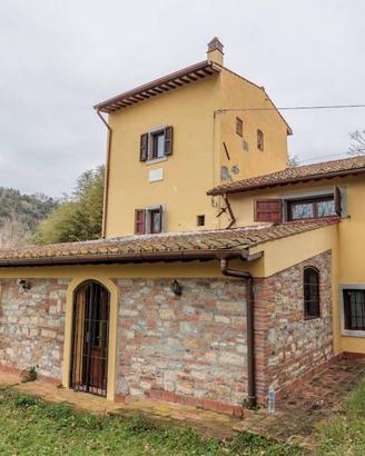 Rustico ristrutturato in posizione appartata