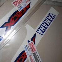 adesivo x sotto scudo Aerox 2004