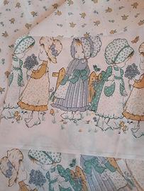 Tessuto rosa con decori 