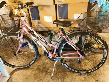 Bicicletta city bike da donna