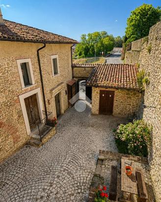 CASA INDIPENDENTE A L'AQUILA