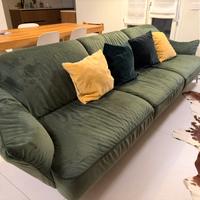 Divano in velluto verde Divani&Divani by Natuzzi