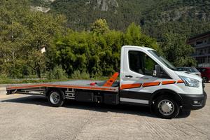 Ford Transit CARROATTREZZI trasporto veicoli pat.B