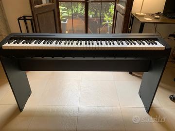 Tastiera Yamaha p-45 con stand in omaggio