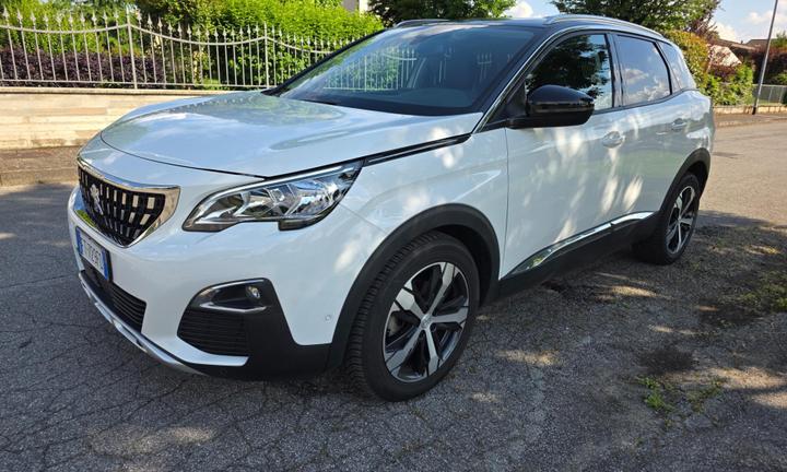 Peugeot 3008 1.2 puretech t Active s&s 130cv my18