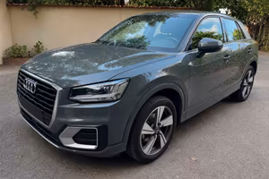 Audi Q2 30Tdi Identity Black