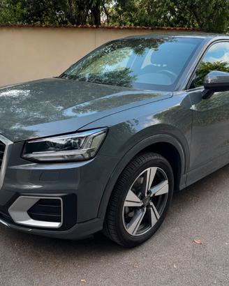 Audi Q2 30Tdi Identity Black