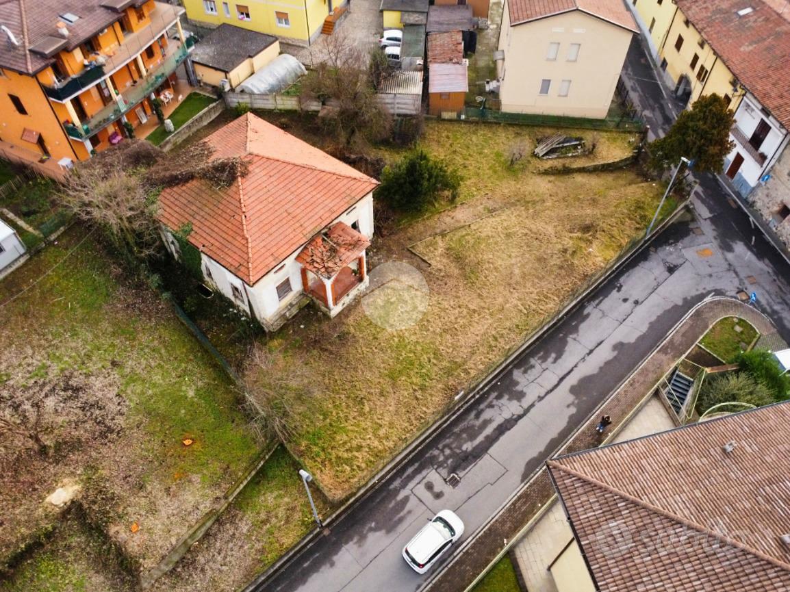 VILLA SINGOLA A CREDARO - Vista 2