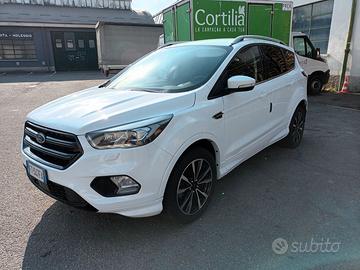 Ford Kuga  11 2018