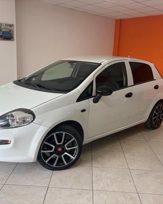 Fiat Punto 1.2 8V 5 porte Sport GPL permute e fina