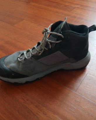 Scarponi trekking uomo n. 44