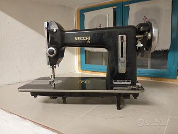 Macchina da cucire Necchi bf serie nova