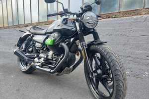 Moto Guzzi V7 850 2021