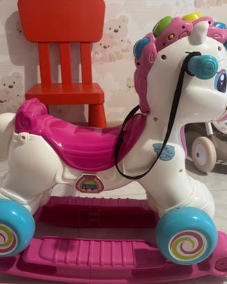Dondolo unicorno